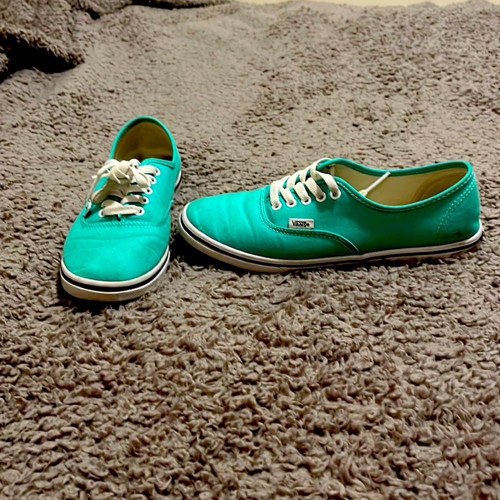 Unisex vans